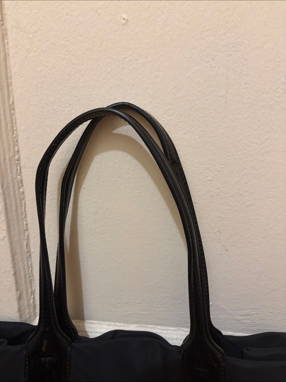 Tory Burch Black Patent Logo Tote - Picture 2 of 8
